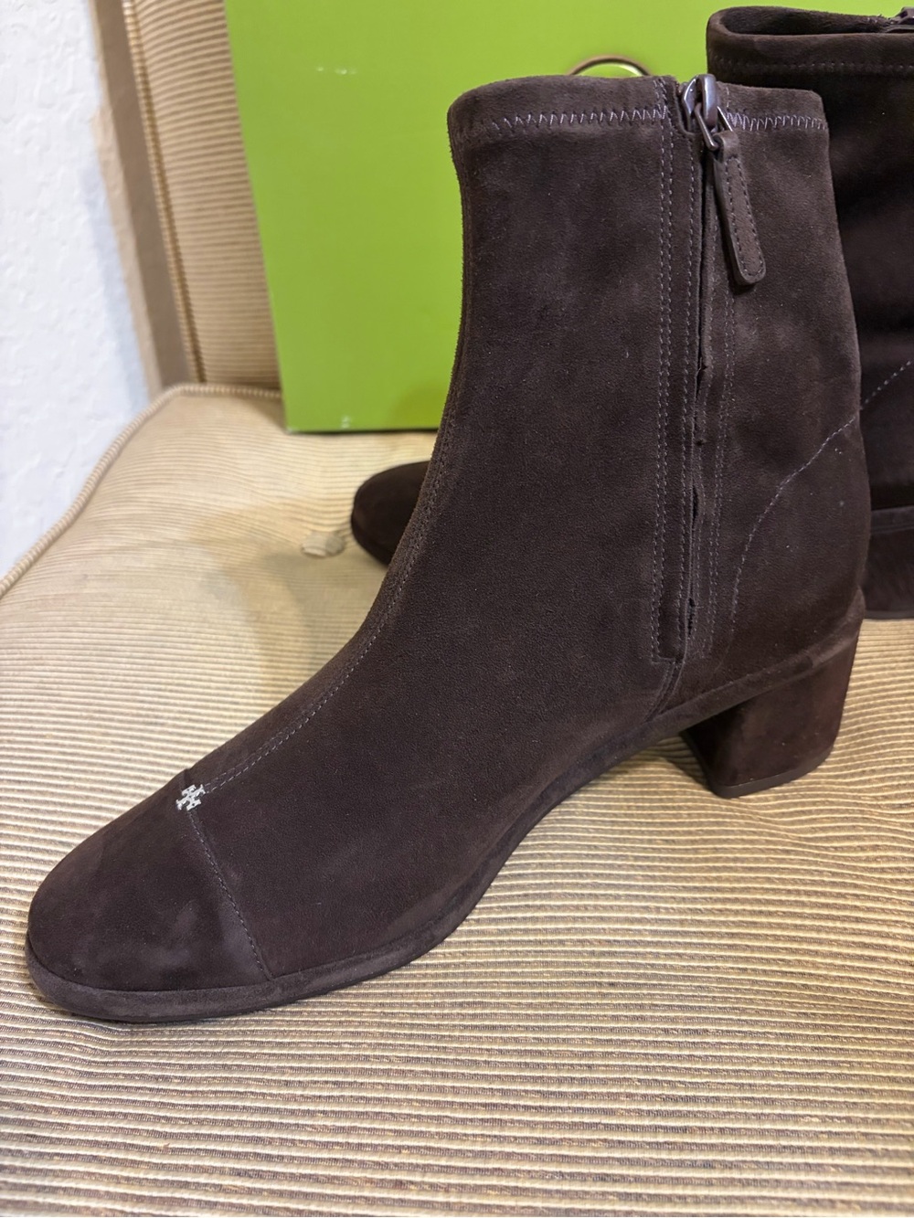 Tory Burch Women’s Suede Cap-Toe Block Heel Ankle Boot in Dark Cocoa - Size 8.5 - Picture 7 of 17